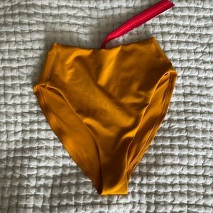 Left on Friday Hi Hi Bottom 24karat M